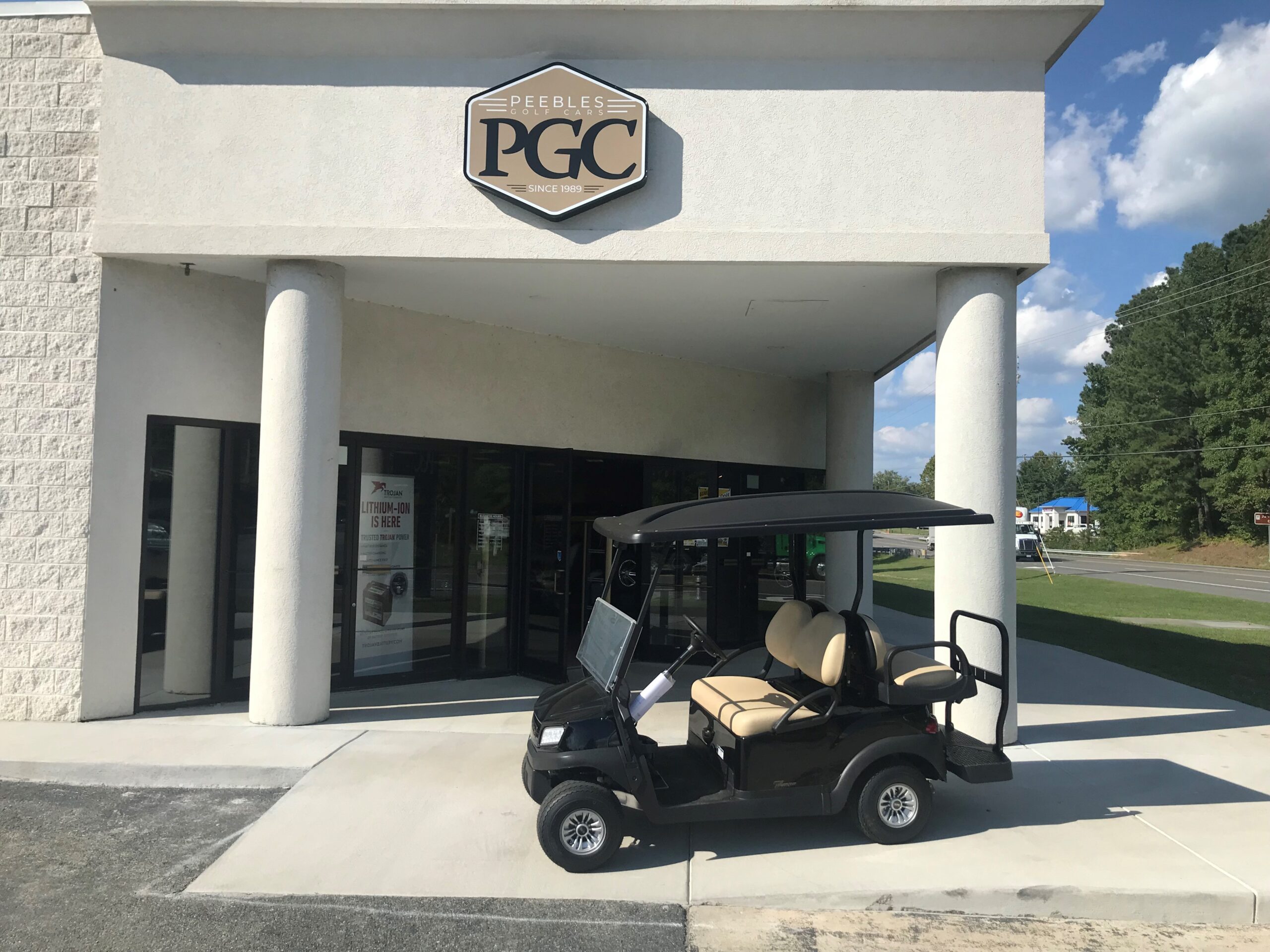 2023-club-car-tempo-4-passenger-golf-car-black-peebles-golf-cars