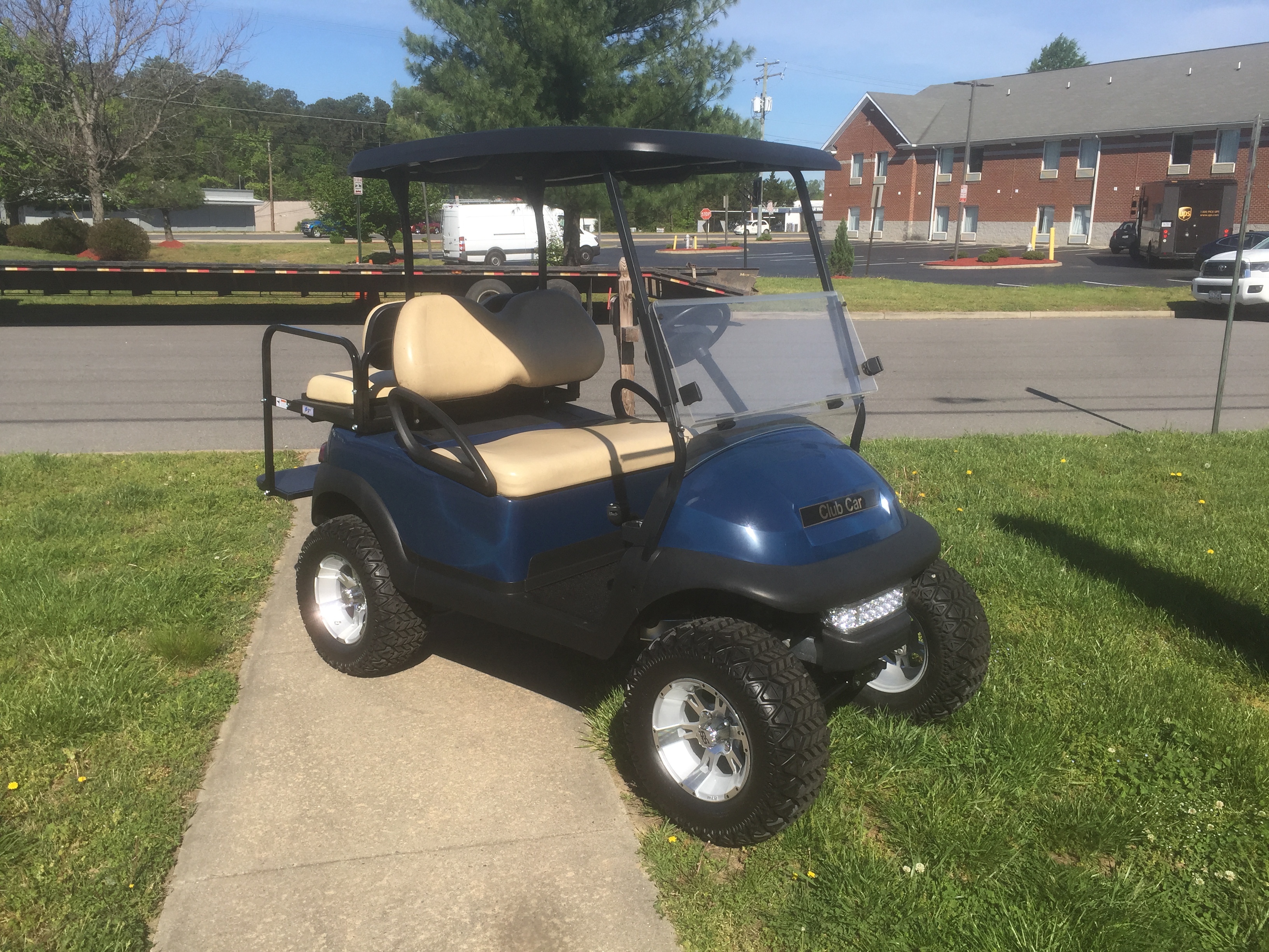 2015 Club Car Lifted Electric Golf Car Classic Blue Peebles Golf Cars