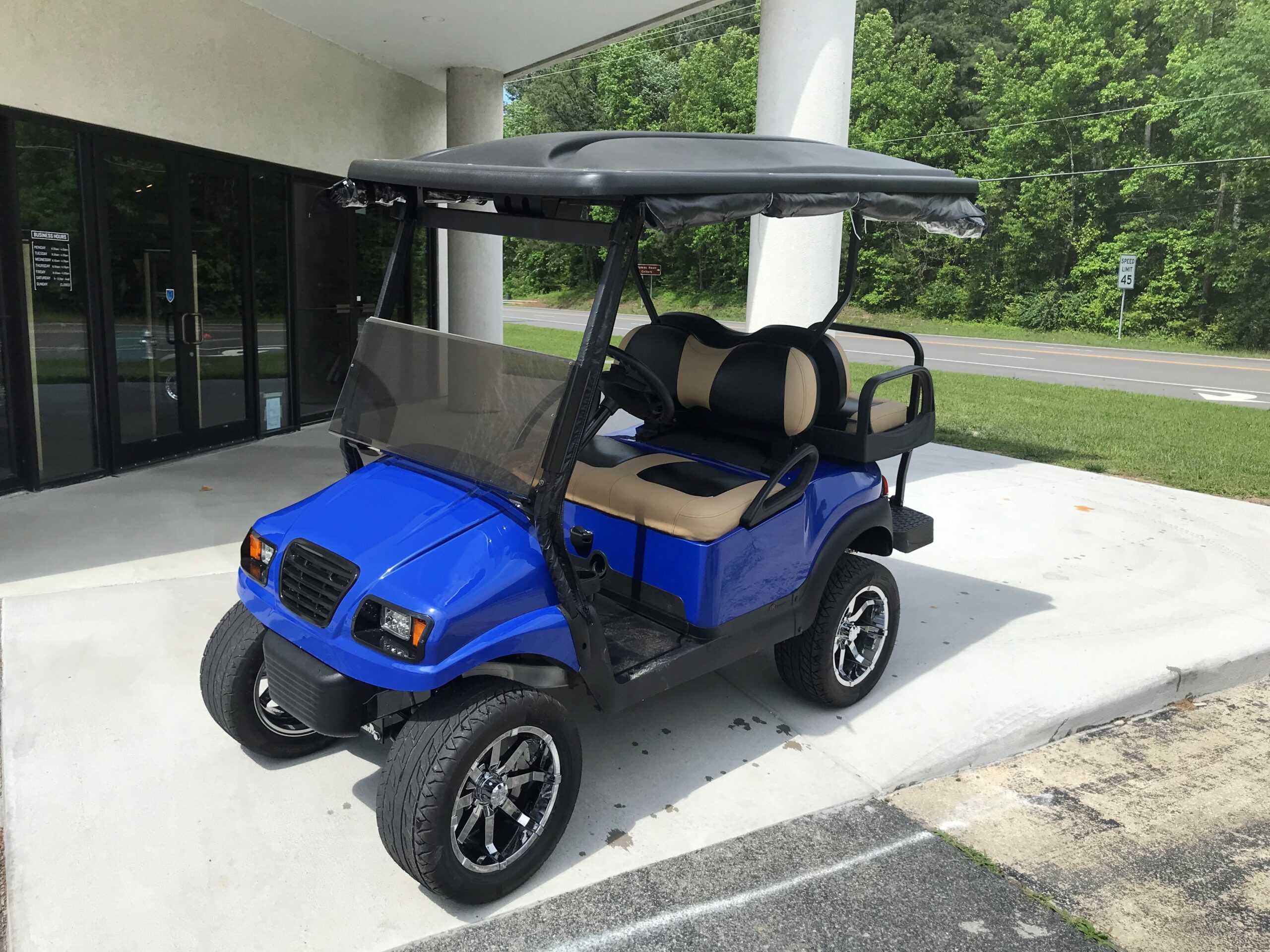 2017 Club Car Lifted Electric 4pass Blue Phantom Peebles Golf Cars